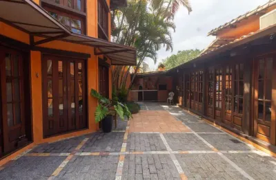 Casa tipo para venda em lapa com 4 quartos, sendo 3 suítes, 400m²