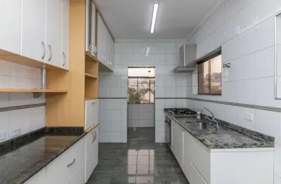 Casa para venda em Jardim da Glória com 4 quartos, sendo 4 suítes , 217m²