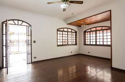 Sobrado para venda em Conjunto Residencial Butantã com 5 quartos, sendo 2 suítes , 187m²