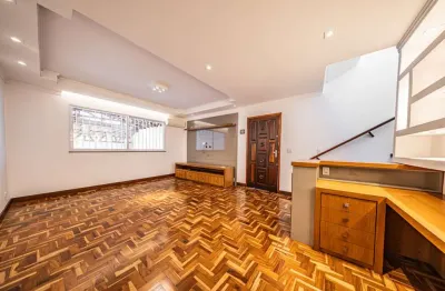 Casa para venda em Vila Anglo Brasileira com 3 quartos, sendo 1 suíte , 180m²