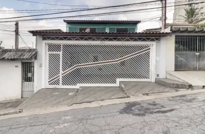 Casa para venda em Parque Maria Domitila com 5 quartos, sendo 2 suítes , 310m²