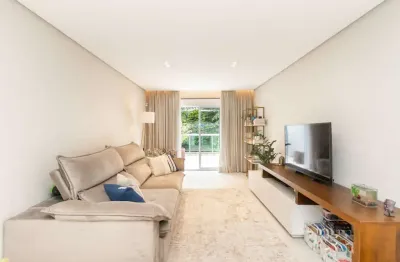 Sobrado para venda em Vila Pereira Cerca com 3 quartos, sendo 3 suítes , 217m²