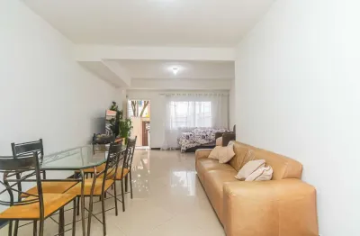 Casa para venda em Jardim Cidália com 3 quartos, sendo 3 suítes , 144m²