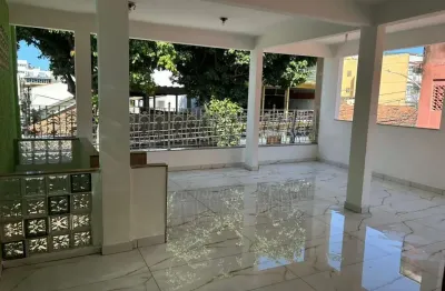 Casa em condomínio fechado com 2 quartos para alugar na Rua Luís Delfino, 123, Cascadura, Rio de Janeiro