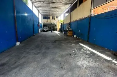 Barracão / Galpão / Depósito com 1 sala para alugar na Rua Cândido Benício, 288, Campinho, Rio de Janeiro