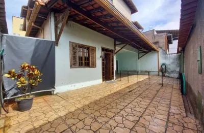 Casa 4 quartos, suíte com varanda e 3 vagas à venda guarani