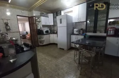 Casa geminada em 2 pavimentos a venda no bairro boa vista