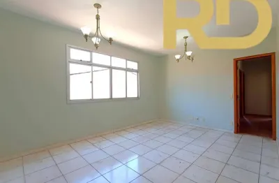 Apartamento de 03 quartos com apenas 1 lance de escada