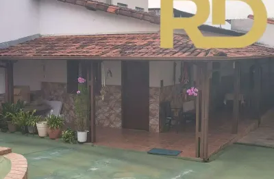 Casa com 3 quartos à venda na Vera Cruz, Belo Horizonte 