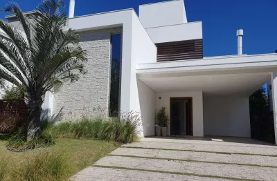 Casa de condomínio para venda com 2 suítes 1 dorm no térreo - rio tavares - florianópolis / sc