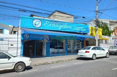 Área comercial com loja, restaurante e casa no centro de betim.