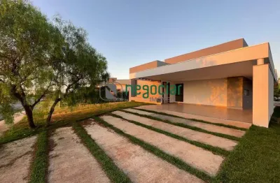 Casa condomínio serra verde com piscina e suíte com hidromassagem