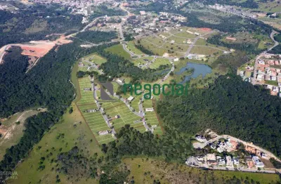 Terreno à venda na Avenida Um, Angola, Betim