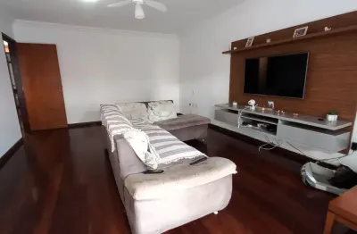 Casa com 2 quartos à venda no Imbetiba, Macaé 