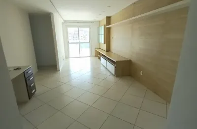 Apartamento com 3 quartos para alugar no Imbetiba, Macaé 