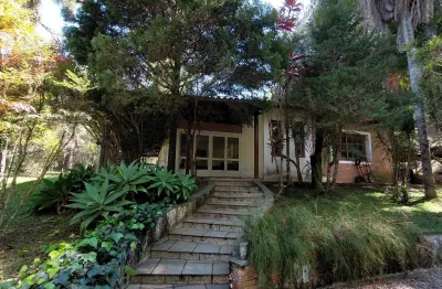 Venda de uma área de 141 mil metros com casa e lagos