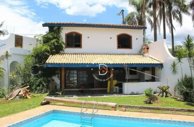 Casa com 3 dormitórios (1 suíte) à venda, 442 m² por r$ 1.100.000 - centro - atibaia/sp