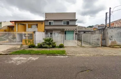 Casa à venda na Rua Maria Teixeira De Melo, 177, Santa Cândida, Curitiba