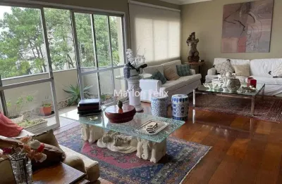 Apartamento com três quartos  duas suítes living com lavabo e varanda reformado em prédio com quadra de tênis no morumbi