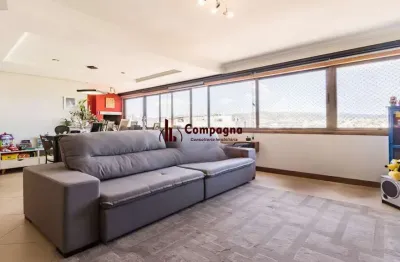 Apartamento com 3 quartos, 1 suíte, à venda no bairro petrópolis