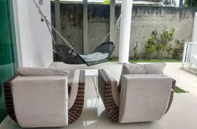 Linda casa em condomínio fechado em aldeia fone: 81 992640808