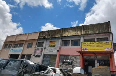 Prédio em camaragibe na av.  belmiro correia (81) 99264-0808