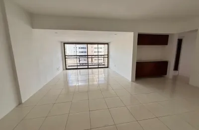 Excelente apartamento com 3 quartos no parnamirim (81)992640808