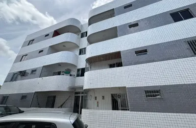 Excelente apartamento térreo no cordeiro fone81996344755