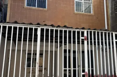 Casa com 4 quartos à venda na Rua Monsenhor Callou, 100, San Martin, Recife