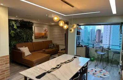 Lindo apartamento todo reformado com 3 quartos, na madalena.