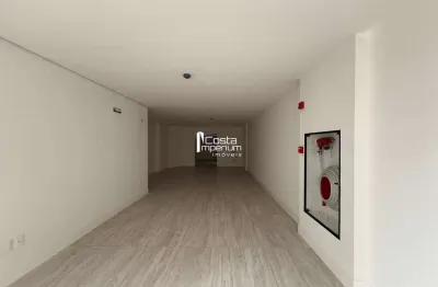 Sala comercial no bairro pioneiros – balneário camboriú/sc | locação anual