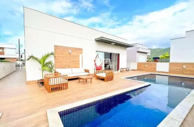 Casa de alto padrão à venda no caledônia private village – camboriú/sc