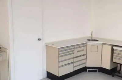Sala comercial à venda na Rua Juquis, Moema, São Paulo