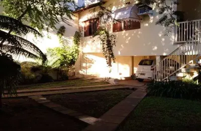 Casa de 03 quartos em 600 metros em são cristóvão - cabo frio - rj