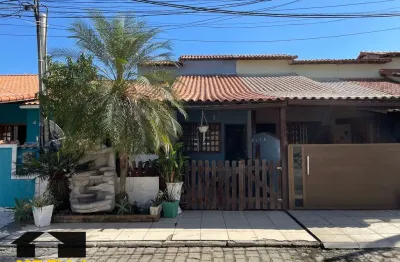 Excelente casa de 3 quartos com suíte no condomínio beija-flor v