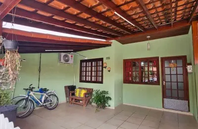 Excelente casa de 3 quartos com suíte à venda no condomínio beija-flor, cosmorama, mesquita/rj