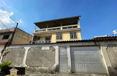 Casa triplex, de 4 quartos com amplo terraço à venda em são joão de meriti/rj
