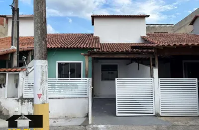Excelente casa de 3 quartos com Suíte no Condomínio Beija-flor V