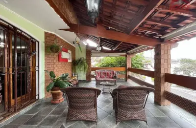 Casa com 3 quartos à venda na Avenida São Bento, 253, Vila Galvão, Guarulhos