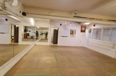 Sala comercial para alugar no Parque Continental, São Paulo 