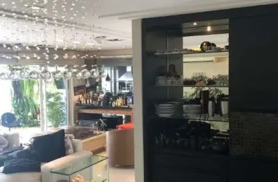 Apartamento com 4 quartos para alugar na Vila Romana, São Paulo 