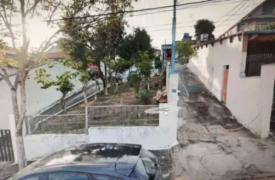Casa a venda no jaguare, sao paulo: 3 dormitorios, 4 garagens, quintal com grama!