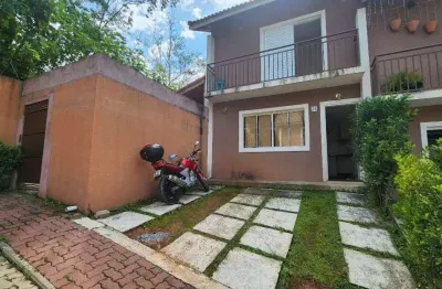 Casa a venda em cotia - condominio com 2 dormitorios e moveis planejados!