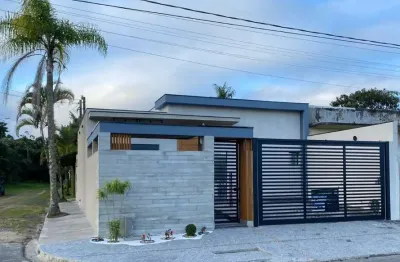 Casa a venda em caravelas, cananeia - 3 dormitorios, 2 banheiros, garagem e mais!