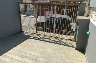 Casa para alugar no jaguare, sao paulo - 3 dormitorios e amplo quintal!