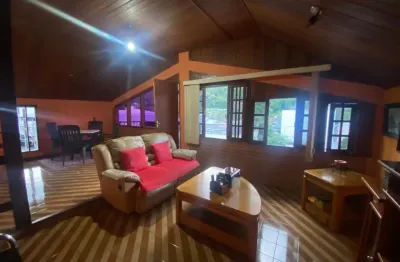 Sobrado com 2 quartos à venda no bairro bela vista em nova friburgo