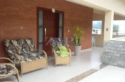 Casa com 3 quartos à venda no jardim carolina, poços de caldas , 276 m2 por r$ 1.300.000