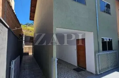 Casa com 3 quartos à venda no santa teresa, poços de caldas  por r$ 350.000