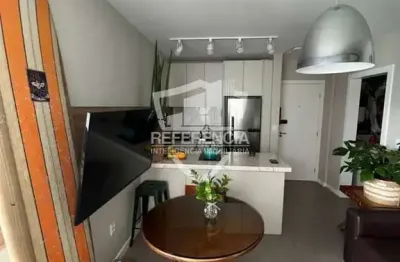 Apartamento mobiliado 1 quarto com vista para o mar e ponte hercílio luz – centro de florianópolis