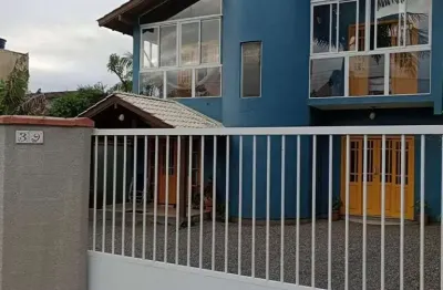 Casa com 2 quartos à venda na Barra da Lagoa, Florianópolis 